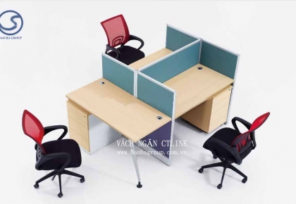 Vách ngăn bàn làm việc bọc nỉ 03 nhân viên